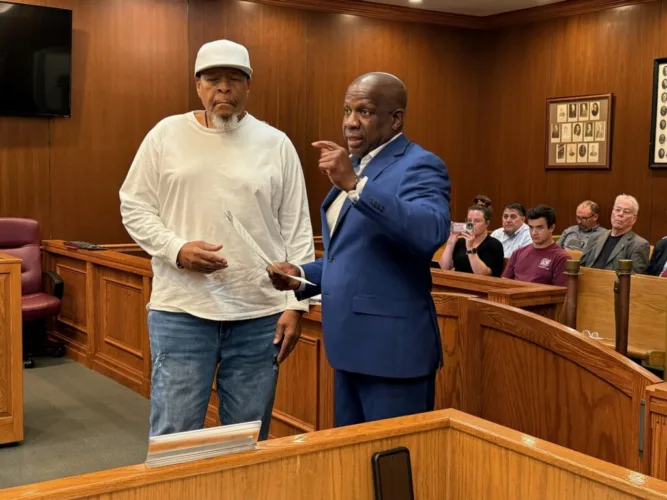 Council honors Steubenville’s trailblazers in resolution